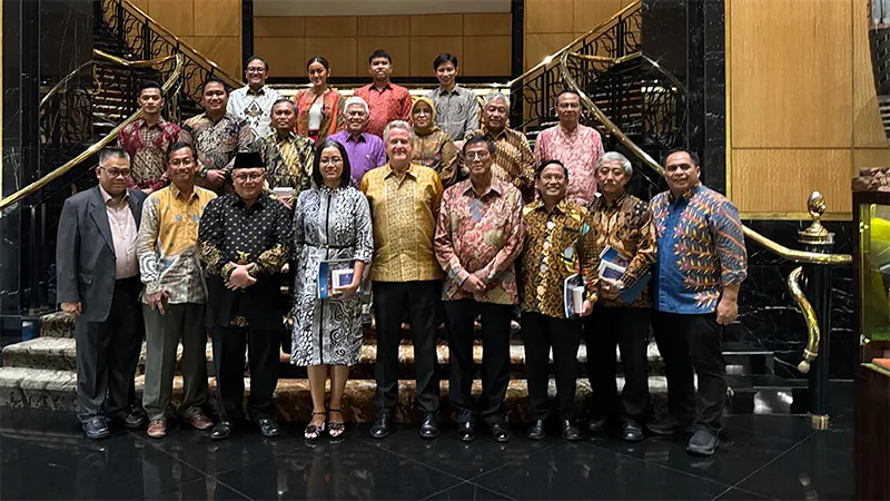 Board Member HE Ambassador Ahmad Rusdi hosted a high-level cultivation dinner together with Board Member Thijs Stoffer in Indonesia